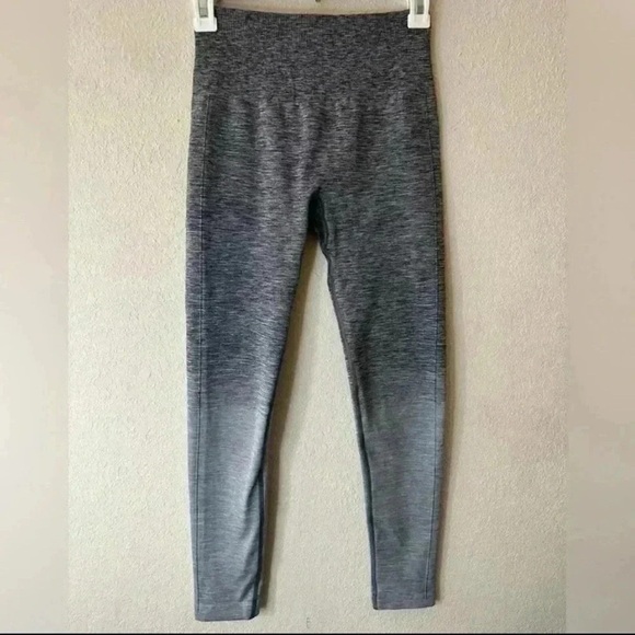 Lululemon Balance & Resist 7/8 Tight 25” Black / White / Light Cast Ombré - Picture 2 of 4